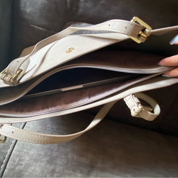 Tory Burch Extra Large Tote. Like New! - Picture 8 of 15